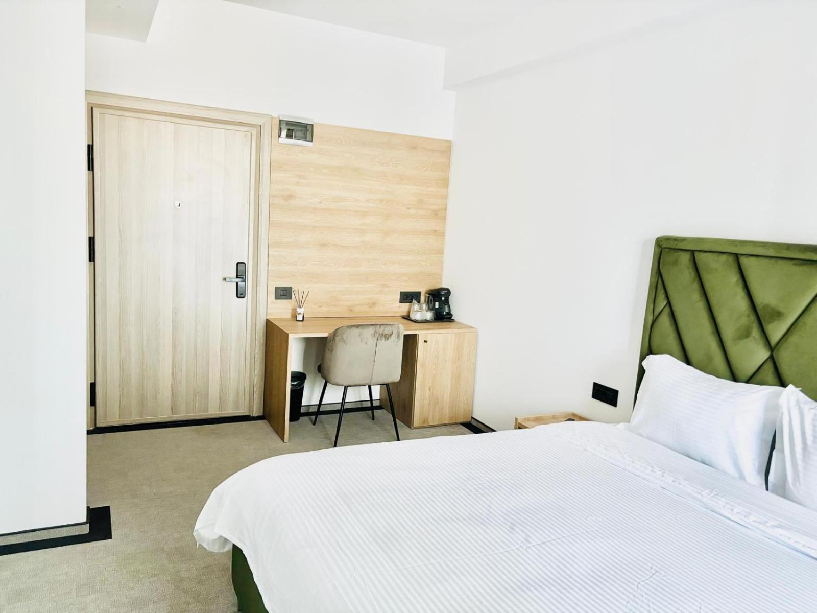 Cm111Apparthotel Bucarest Extérieur photo