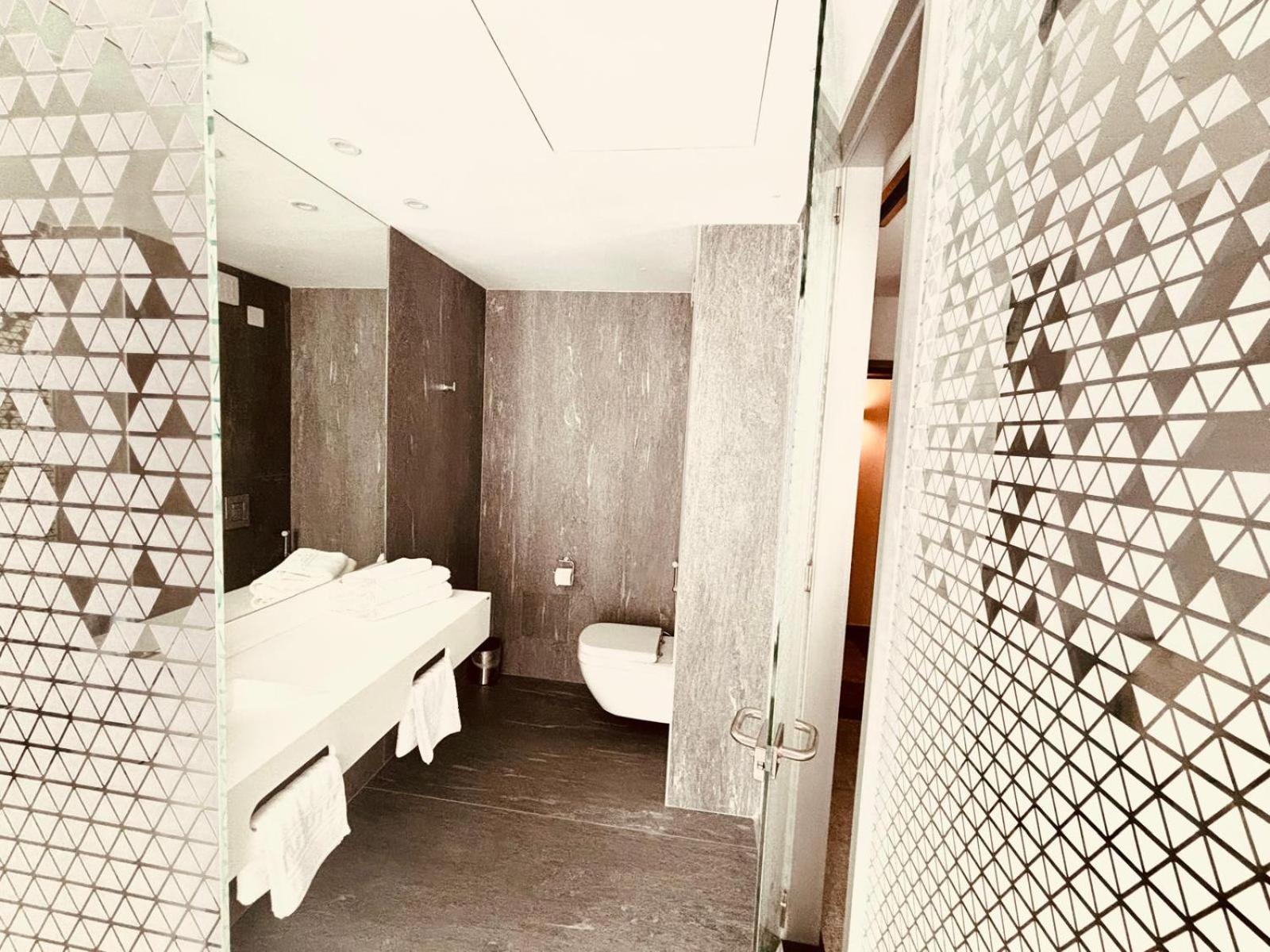 Cm111Apparthotel Bucarest Extérieur photo